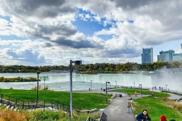 1-Day Niagara Falls Tour