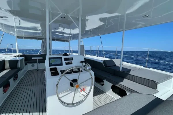 Calanques Catamaran Tour & Standup Paddle